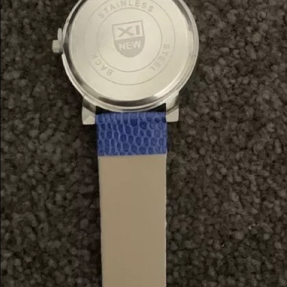 Watches - Picture 4 of 5